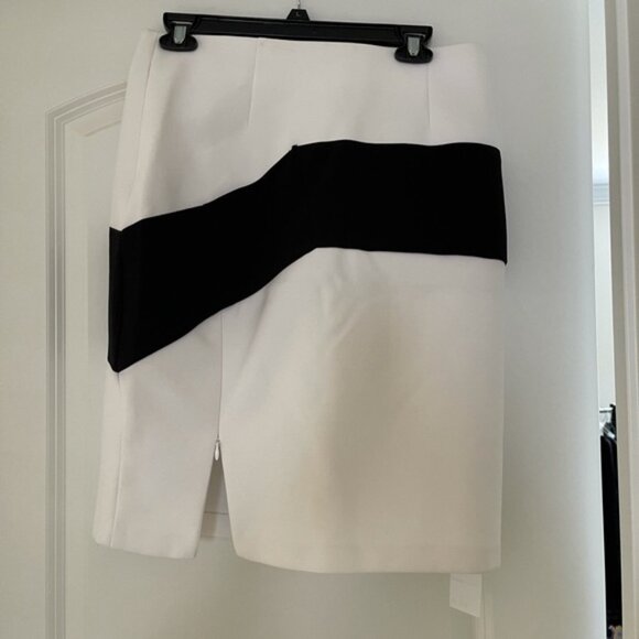 Kendall & Kylie Colorblock Pencil Skirt - Picture 5 of 10